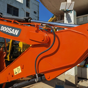 รถขุดไฮดรอลิก Doosan DX225LC-9C รุ่นดั้งเดิม มือสอง รถขุดตีนตะขาบสำหรับงานหนัก DX225LC เครื่องจักรก่อสร้างมือสอง - Product Image 5