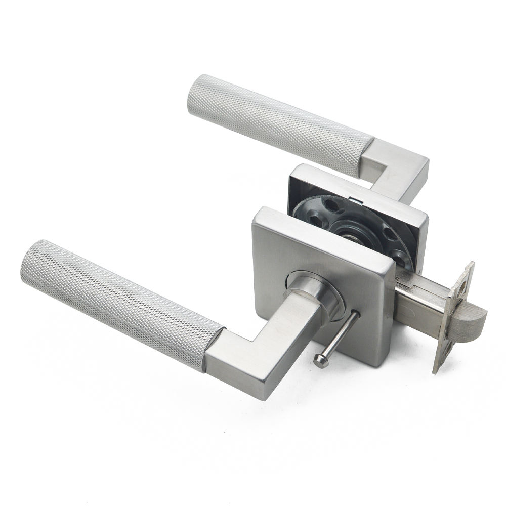 Une paire poignée de porte + loquet de confidentialité