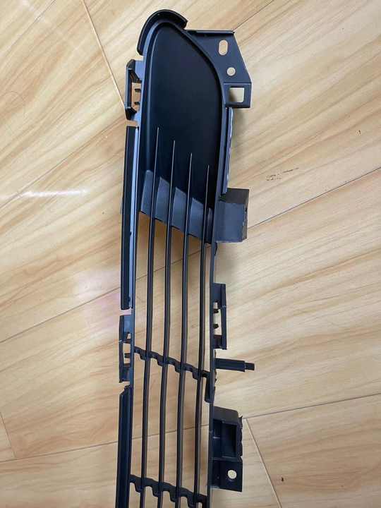 特斯拉Model 3 1085927-00-C的汽车零件格栅前保险杠下格栅