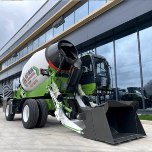 Camion malaxeur <span class=keywords><strong>à</strong></span> béton autochargeur robuste de 4 m³ pour l'exploitation minière et la construction routière, malaxeur <span class=keywords><strong>à</strong></span> ciment haute capacité de franchissement - Product Image 3