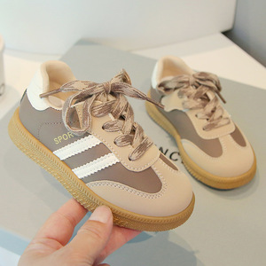 รองเท้ากีฬาเด็กฤดูใบไม้ผลิและฤดูใบไม้ร่วง ระบายอากาศได้ดี เป็นมิตรกับสิ่งแวดล้อม รองเท้าทรง Dad Shoes อุ่นสบาย สำหรับเด็กชายและเด็กหญิง สีขาว พื้นนุ่ม น้ำหนักเบา เหมาะสำหรับใส่พักผ่อน - Product Image 4