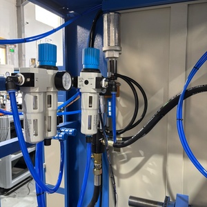 Máquina Sopladora de Botellas PET Semiautomática de 2 Cavidades, Duradera, para Botellas de Agua y Bebidas de 100 ml a 2 Litros - Product Image 3