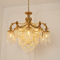 Lustre Classique en Métal Doré à Bras Torsadés, Candelabre à 6/8 Lumières LED, Abat-jour en Cristal, Plafonnier Antique pour Hall d'Hôtel