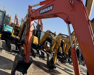 Excavatrice hydraulique Doosan DH55 d'occasion à vendre, modèle 2024 avec boîte de vitesses PLC, pompe, moteur et roulement - Garantie 1 an - Product Image 1
