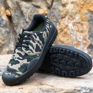 รองเท้าทำงานลายพรางสำหรับผู้ชาย รองเท้าเพื่อความปลอดภัยพื้นยางหนาสำหรับงานก่อสร้างกลางแจ้ง - Product Image 4