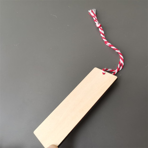 Étiquettes suspendues en <span class=keywords><strong>bois</strong></span> rectangle inachevé pour sentier pour artisanat en <span class=keywords><strong>bois</strong></span> boîtes en <span class=keywords><strong>bois</strong></span> panneaux muraux - Product Image 4