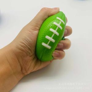 Recuerdos de Fiesta de Fútbol Americano en Miniatura Personalizados - Pelotas Antiestrés para Niños, Decoraciones con Temática Deportiva y para Días de Partido - Product Image 3