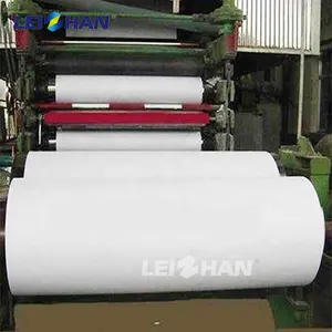 Prezzo di fabbrica macchina per il riciclaggio del tessuto macchina per il tovagliolo di carta igienica completamente automatica macchina per la produzione di carta In Kenya