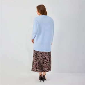 Cardigan in Maglia a V con Bottoni Metallici Grandi, Spalle Scivolate, Lunghezza Media, Taglie Forti, per Uso Quotidiano, Pendolarismo, Casa, Viaggi e Stratificazione - Product Image 5