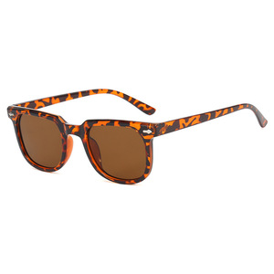High Quality Women's <b>Square</b> Fashionable UV400 <b>Sunglasses</b> Trendy Retro Sun Protection - Product Image 4