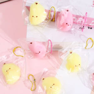 Vente en gros directe usine : Cadeau personnalisable unique, anti-stress en plastique, en forme de banane, souple, à rebond lent, simulation de fruit - Product Image 2