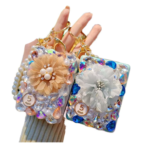 <span class=keywords><strong>Porte</strong></span>-<span class=keywords><strong>clés</strong></span> miroir de maquillage clouté de diamant de <span class=keywords><strong>luxe</strong></span> léger, petit pendentif sac cadeau pour <span class=keywords><strong>femme</strong></span> - Product Image 1