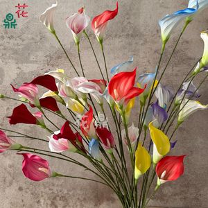 Lys artificiels Calla de couleurs mélangées, fleurs en soie pour décorations de maison et de mariage - Product Image 1