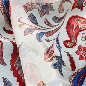 Fábrica personalizada 100% poliéster brillante Organza satén tela Paisley estampado brillo seda acabado para ropa de dormir cortinas niñas - Product Image 5