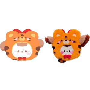 CustomPlushMaker - Almohada de Peluche Personalizada para Regalo de Cumpleaños, Muñeco Humanoide Chibi de Peluche Súper Suave Bordado - Product Image 1