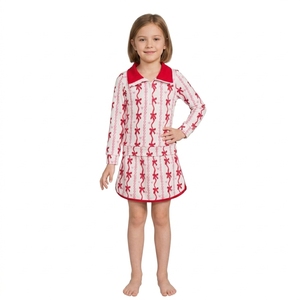 Ensembles de Vêtements Décontractés pour Enfants Sœurs : Chemises à Manches Longues Mi-Zippées, Jupes et Shorts avec Doublure – Collection Noël Prête à Expédier (RTS) – Vente en Gros - Product Image 3