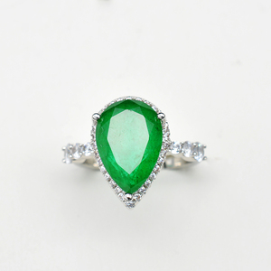 Venta al por mayor verde lágrima pendientes pendiente y collar de fiesta conjunto de joyas - Product Image 5