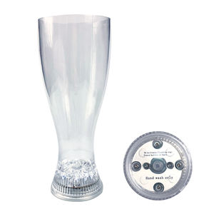 Gobelets lumineux LED Cozy Gathering Glow pour les jeux de famille et les fêtes, créent une ambiance chaleureuse et ajoutent du piment à chaque instant - Product Image 4