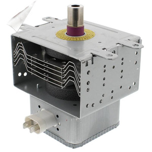 Four à micro-ondes Magnetron M24FB-610 pour usage domestique avec fonction d'évacuation des vapeurs - Product Image 1