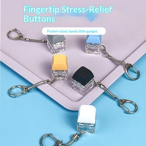 Llavero Pequeño de Plástico ABS con Botón de Presión, Novedoso Dispositivo Transfronterizo para Aliviar el Aburrimiento y el Estrés - Product Image 1