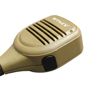 Micrófono de Altavoz PTT Resistente en Tono Arena con IP54 y Largo Alcance para Walkie Talkies UV5R/UV82 y para TK2000/TK3000 - Product Image 6