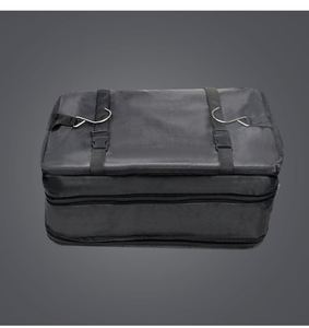 Organisateur de rangement suspendu en maille noire avec 3 étagères et poche inférieure zippée pour placard - Product Image 4