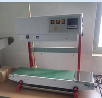 Machine de scellage automatique et continu pour sacs en plastique et en aluminium