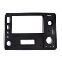 Production de moulage par injection plastique sur mesure pour panneau de commande de chargeur avec prises et ports USB