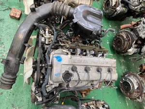 Motor de gasolina japonés original KA24 KA24DE para accesorios de Piezas de camiones Ni ssan - Product Image 2