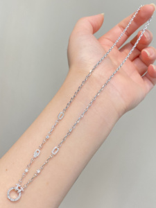 สร้อยคอทองคำ 18K ยี่ห้อซินฟลาย ประดับเพชรธรรมชาติ 0.60 กะรัต พร้อมจี้ห้อยแบบมีตัวล็อก ดีไซน์พัฟ มารีเนอร์ ลิงค์เชน เครื่องประดับคุณภาพสูง - Product Image 3