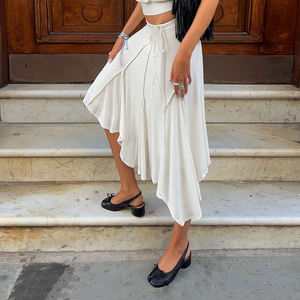 Jupe courte trapèze unie pour femme avec empiècements – Style décontracté et tendance pour l'été - Product Image 6