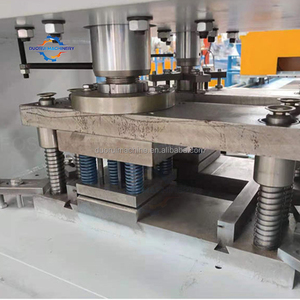 Machine <span class=keywords><strong>de</strong></span> poinçonnage <span class=keywords><strong>de</strong></span> tôles en gros pour usine, machine à poinçonner, machine à perforer - Product Image 3