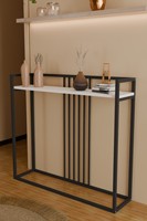 Moderner Wohnzimmer-Konsolentisch mit Robustem Eisenrahmen, Dekorativem Design und Spanplatten-Regalen