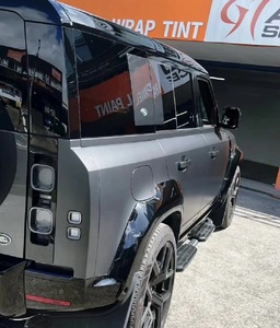 Kit carrosserie urbain noir brillant en ABS pour Land Rover Defender 110 à 2025 Série U, ailes avant, cache-roue, pare-chocs avant, logos urbains - Product Image 4