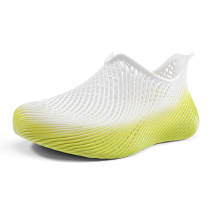 Sneakers Futuristiche da Spiaggia con Stampa Digitale a Reticolo, Stile Cyberpunk Streetwear, Scarpe Acquatiche ad Asciugatura Rapida, Scarpe Sportive da Palestra - Product Image 3
