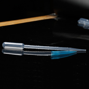 ปลายหยดพลาสติกแบบใช้แล้วทิ้ง Uriki รุ่น YL-00016 สำหรับใช้ในห้องปฏิบัติการและการแพทย์ - Product Image 1