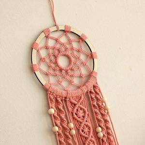 Attrape-rêves bohème tendance en macramé, tissé à la main, décoration murale bohème pour chambre et chambre d'enfant, vente en gros - Product Image 5