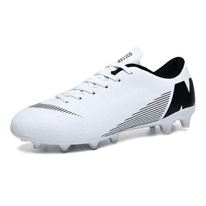Hersteller Männer Fußballs chuhe Bequeme Nieten Stollen Custom Soccer Professional Machen Sie Ihre eigenen Schuhe