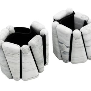 Bracelet lesté réglable en silicone pour yoga et fitness, poids pour poignet et cheville - Product Image 4