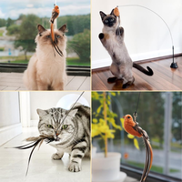 Jouet pour chat avec ventouse en plumes d'oiseaux naturelles pour jouer en intérieur sans les mains