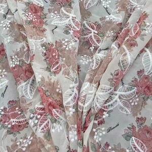 Tela bordada de poliéster 100% de alta calidad, tela de ojal bordada de gasa <span class=keywords><strong>con</strong></span> flores estampadas florales suaves <span class=keywords><strong>para</strong></span> vestido de novia - Product Image 3