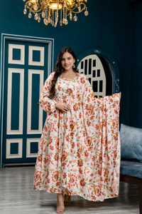 Diseñador Look Fabulous Festival Wear Nueva llegada Anarkali Harina Longitud Vestido largo con Dupatta Georgette Tela Calidad Premium - Product Image 4