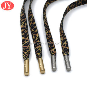 2026年新スタイル 20mm幅 ウェビングニットストラップ ドローコード 刻印ロゴ メタルチップ付き 靴用 ホームテキスタイル 環境に優しい ワックス加工 - Product Image 5