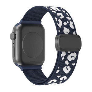 Nouvelle sangle de remplacement élastique à boucle magnétique à imprimé léopard pour bracelet de montre Iwatch pour Apple Watch 10/9/8 46 mm 42 mm 49 mm SE - Product Image 1