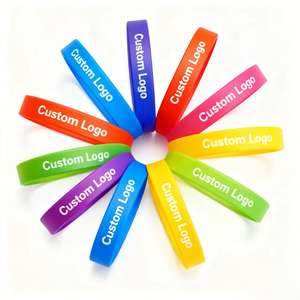 Pulseras de goma con logotipo personalizado en relieve e impreso para festivales y campañas de concientización Pulseras de silicona - Product Image 1