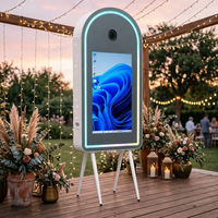 Photomaton miroir magique premium de 55 pouces avec écran tactile de 43 pouces et valise de transport pour événements d'entreprise