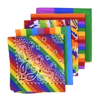 Écharpe carrée en polyester multicolore arc-en-ciel pour le Nouvel An et les occasions de mariage Accessoire de sport et de danse en plein air à la mode