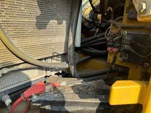 Excavadora Hidráulica Pequeña Original Tipo Oruga 307.5 con Motor Diésel, Pocas Horas de Uso, Capacidad de 7.5 Toneladas - Product Image 4