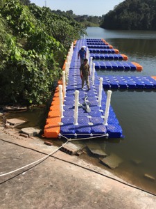 Pont flottant favorable à l'environnement dans la mer pour des touristes avec les balustrades et le Decking - Product Image 5