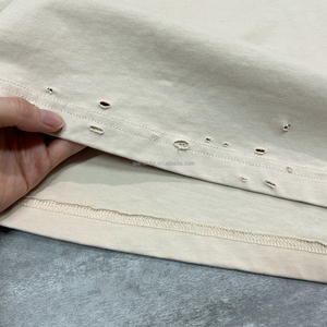 T-shirt Vintage Boxy surdimensionné personnalisé surdimensionné printemps coton trou chemise Streetwear goutte épaule vierge en détresse T-shirt - Product Image 4